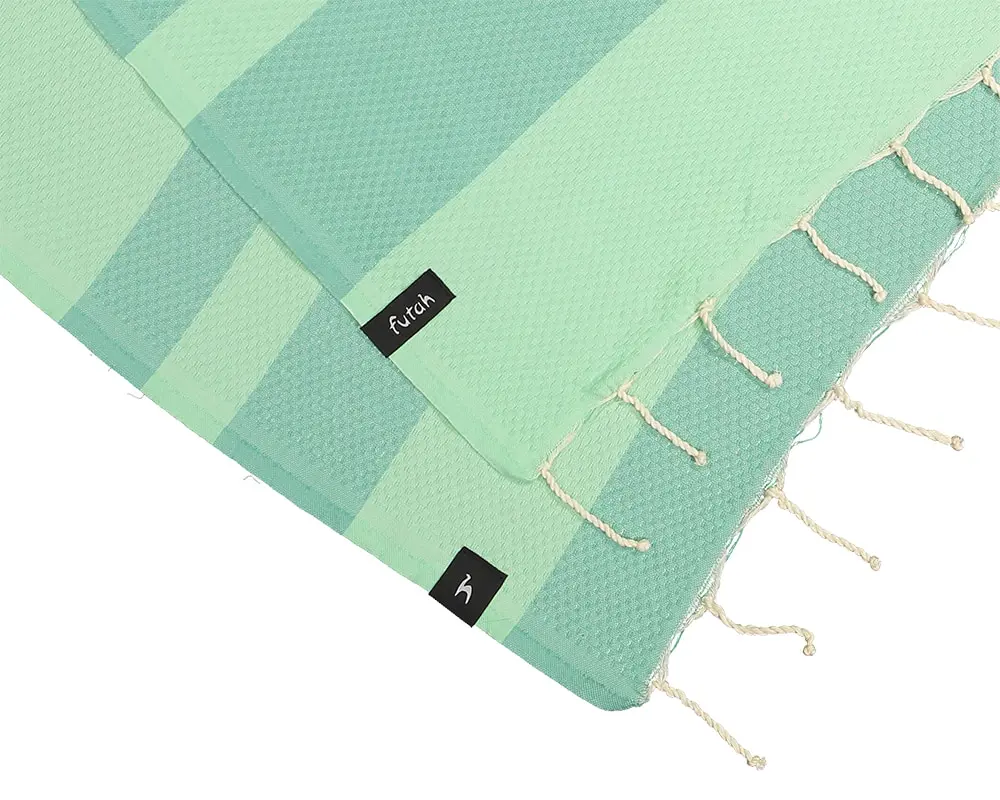 Futah - Collab 38GRAUS Beach Blanket (2)